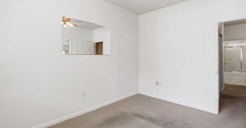 31 Aruba Cir, Sacramento, CA 95823 Photo