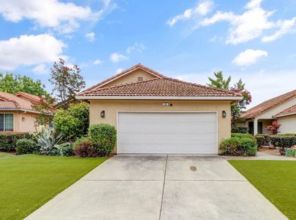 31 Aruba Cir, Sacramento, CA 95823 Photo