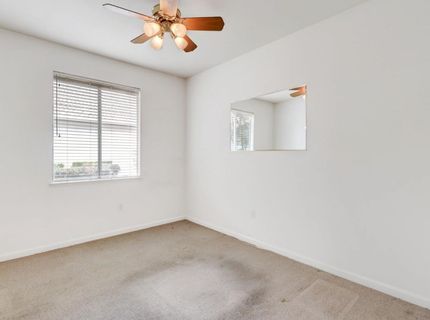 31 Aruba Cir, Sacramento, CA 95823 Photo