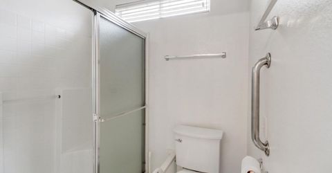 31 Aruba Cir, Sacramento, CA 95823 Photo