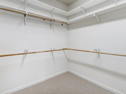 31 Aruba Cir, Sacramento, CA 95823 Photo