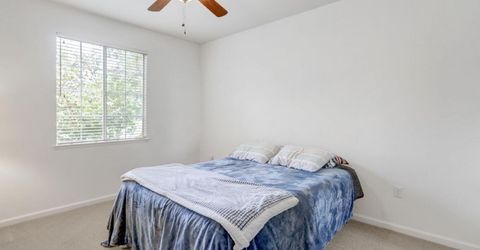 31 Aruba Cir, Sacramento, CA 95823 Photo
