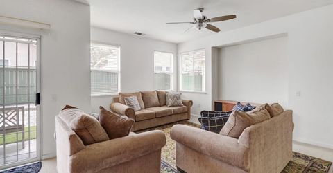 31 Aruba Cir, Sacramento, CA 95823 Photo