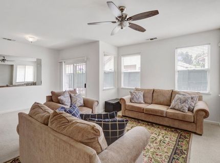 31 Aruba Cir, Sacramento, CA 95823 Photo