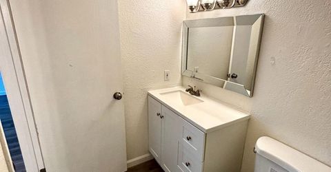 8355 Franklin Blvd, Sacramento, CA 95823 Photo