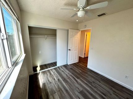 8355 Franklin Blvd, Sacramento, CA 95823 Photo