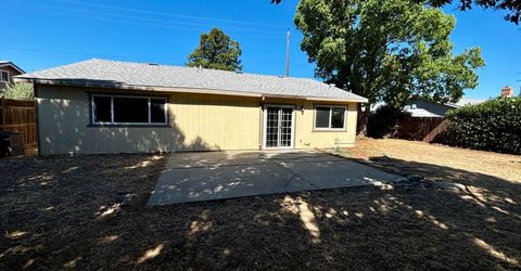 8355 Franklin Blvd, Sacramento, CA 95823 Photo