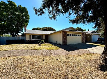8355 Franklin Blvd, Sacramento, CA 95823 Photo