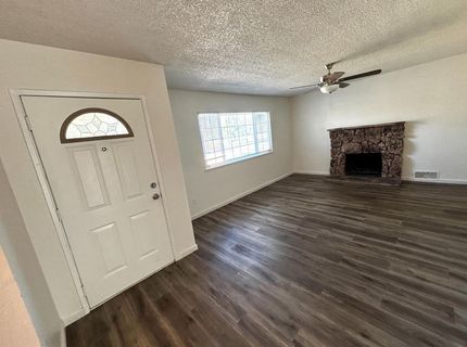 8355 Franklin Blvd, Sacramento, CA 95823 Photo