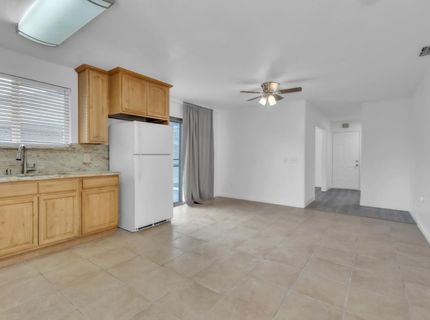 8617 Tiogawoods Dr, Sacramento, CA 95828 Photo