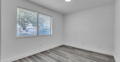 8617 Tiogawoods Dr, Sacramento, CA 95828 Photo