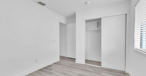 8617 Tiogawoods Dr, Sacramento, CA 95828 Photo
