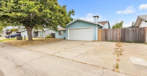 8617 Tiogawoods Dr, Sacramento, CA 95828 Photo