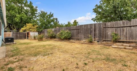 8617 Tiogawoods Dr, Sacramento, CA 95828 Photo