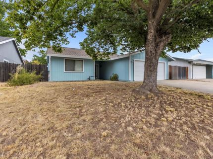 8617 Tiogawoods Dr, Sacramento, CA 95828 Photo