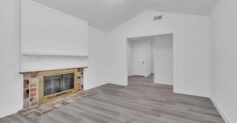 8617 Tiogawoods Dr, Sacramento, CA 95828 Photo
