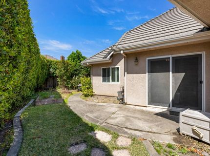 7710 Rio Barco Way, Sacramento, CA 95831 Photo