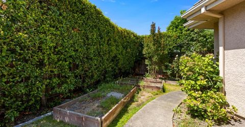 7710 Rio Barco Way, Sacramento, CA 95831 Photo