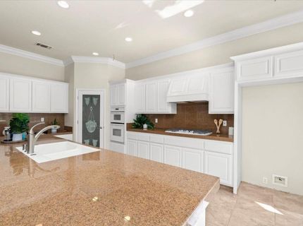 3648 Voleyn St, Carmichael, CA 95608 Photo