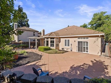 3648 Voleyn St, Carmichael, CA 95608 Photo
