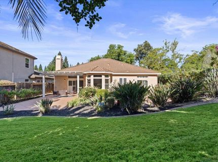 3648 Voleyn St, Carmichael, CA 95608 Photo