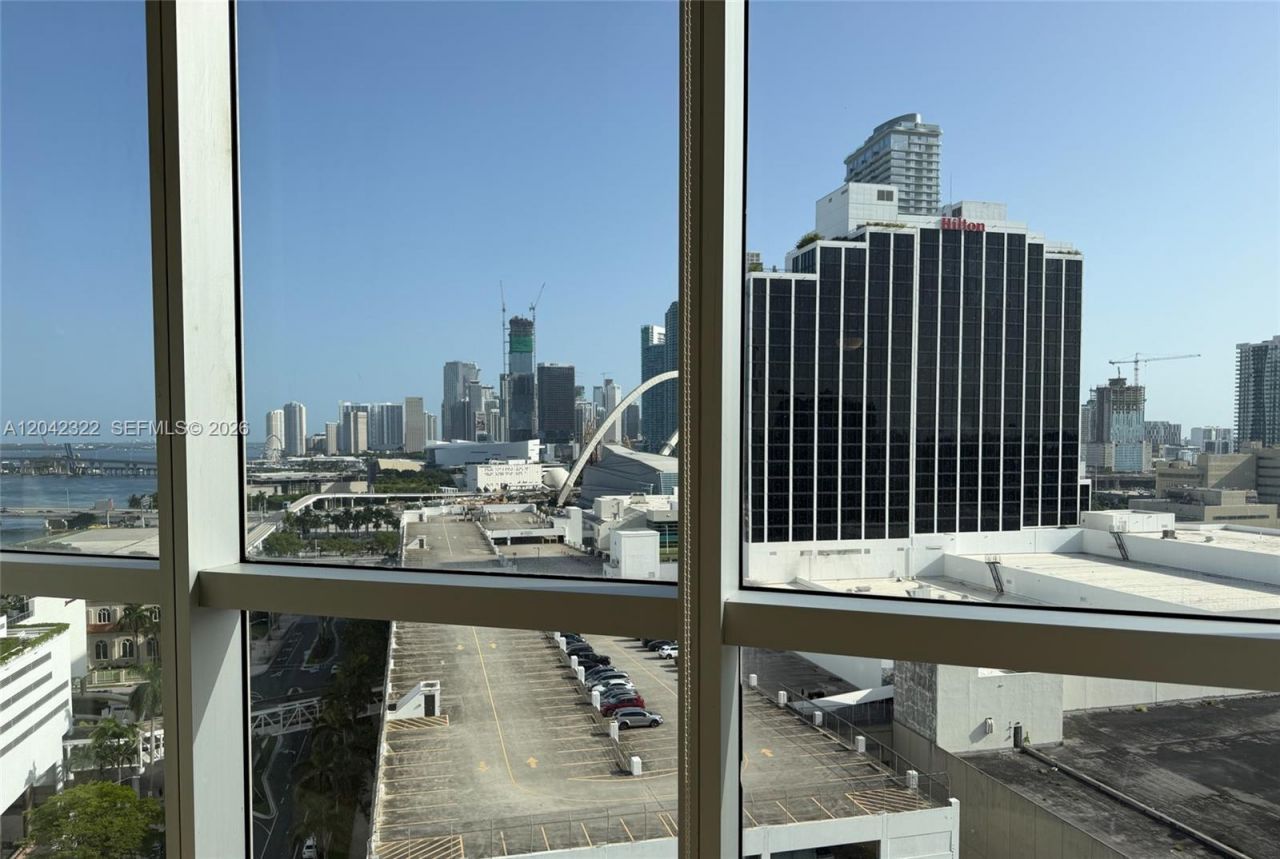 1750 N Bayshore Dr, Unit 1814, Miami, FL 33132 Photo