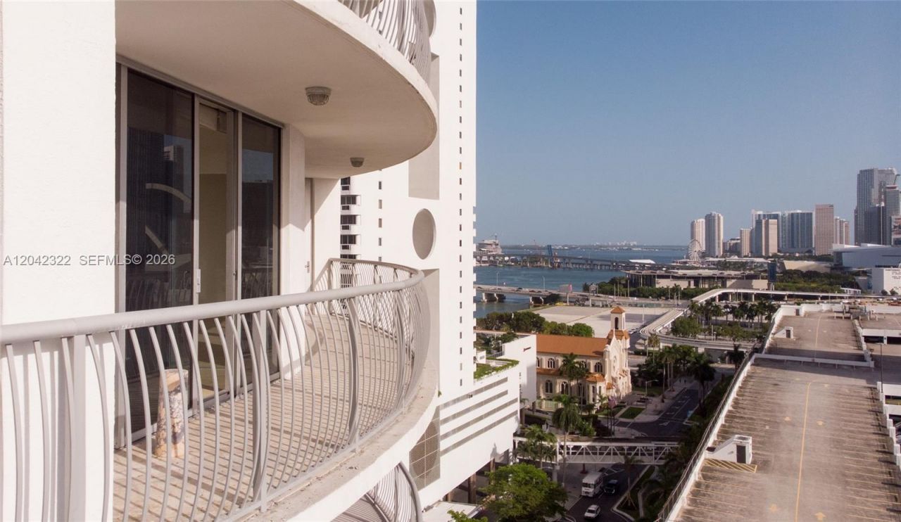 1750 N Bayshore Dr, Unit 1814, Miami, FL 33132 Photo