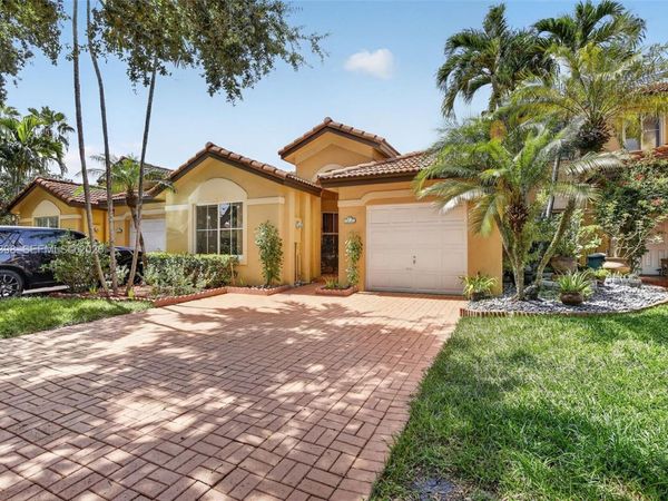 14147 N Forest Oak Cir , Davie, FL 33325