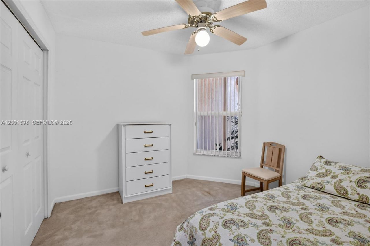 14147 N Forest Oak Cir, Davie, FL 33325 Photo