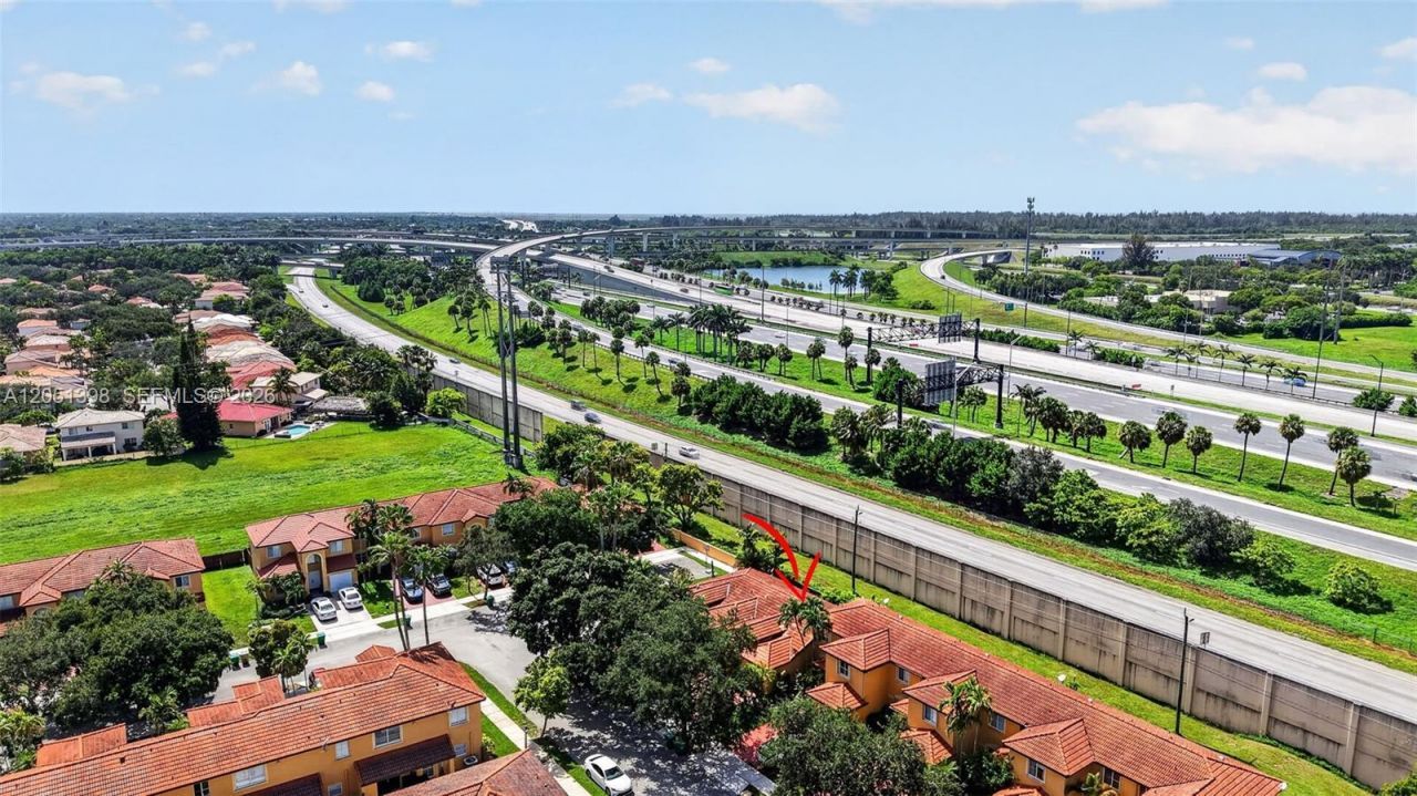14147 N Forest Oak Cir, Davie, FL 33325 Photo