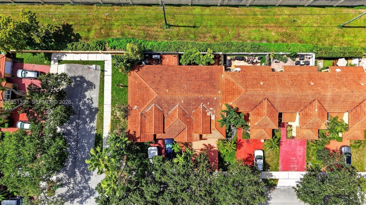 14147 N Forest Oak Cir, Davie, FL 33325 Photo
