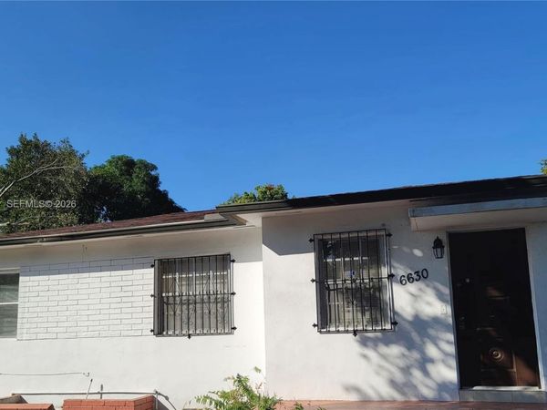 6630 NW 29 AVE , Miami, FL 33147