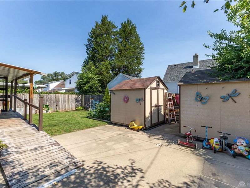 323 Holmes Drive, Fairborn, OH 45324 Photo 10