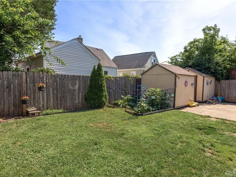 323 Holmes Drive, Fairborn, OH 45324 Photo 8