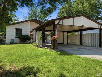 2470 Jenkee Drive Florissant, MO 63031
