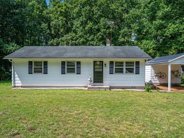 401 Carey Rd., Charlotte Court House, VA 23923