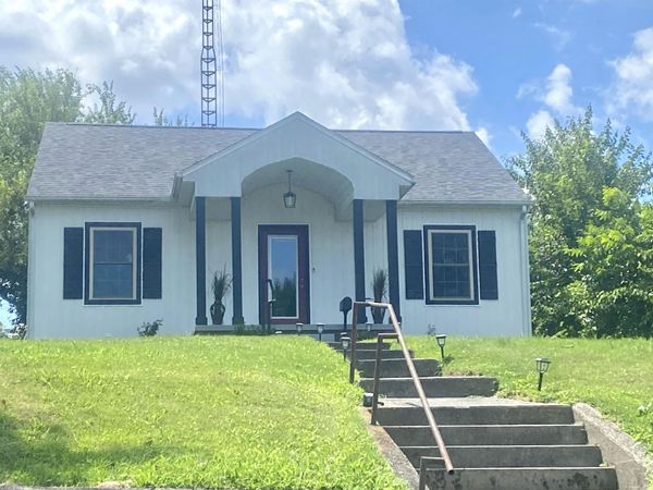 212 N Jackson Street, Huntingburg, IN 47542