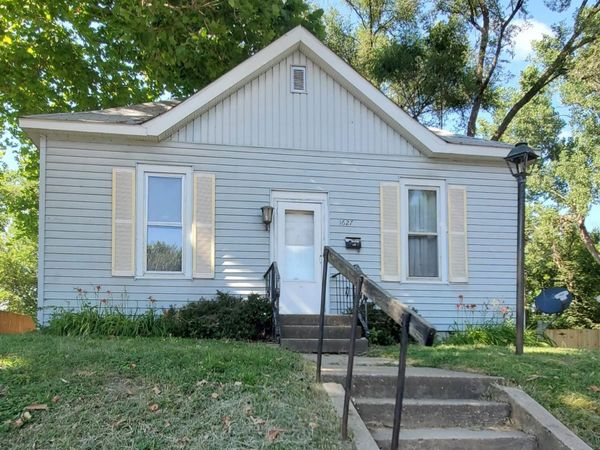 1627 Ave G, Fort Madison, IA 52627