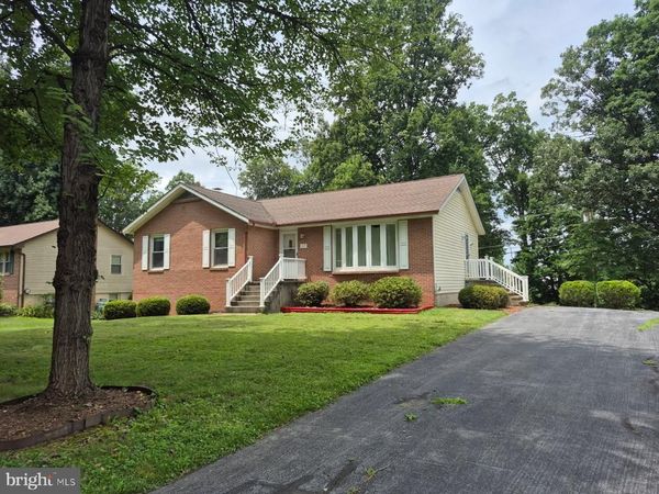 167 PACKETT DRIVE, CHARLES TOWN, WV 25414