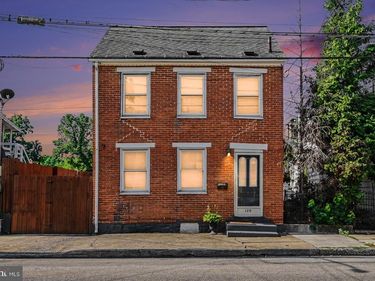 120 E NORTH STREET, CARLISLE, PA 17013