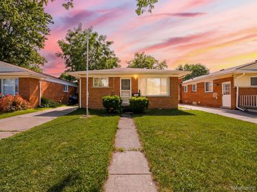 6558 Berwyn Street, Dearborn, MI 48127