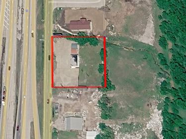 1404 N Stemmons Freeway , Sanger, TX 76266