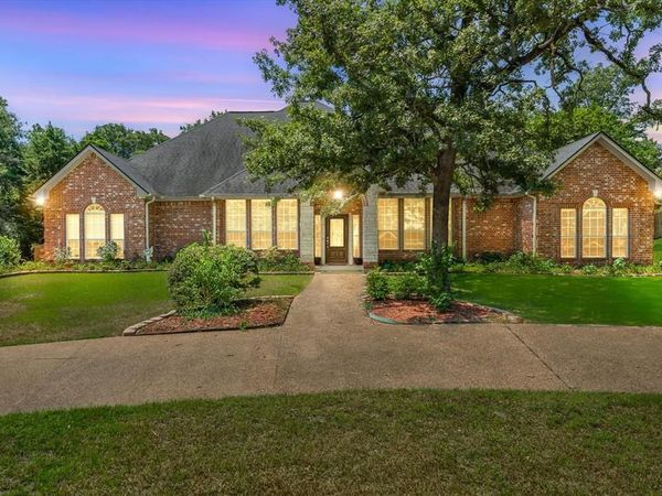 690 County Road 2310 , Mineola, TX 75773