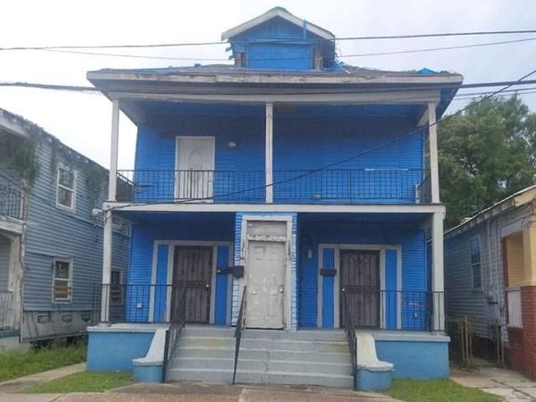 1337 S GENOIS Street , New Orleans, LA 70125