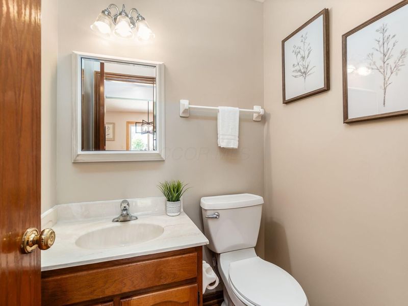830 Summertree Lane, Westerville, OH 43081 Photo 14