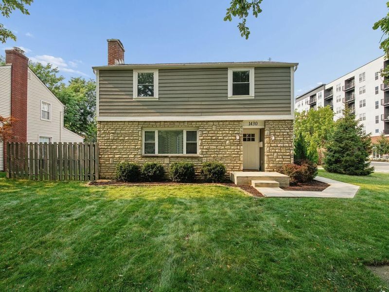 1430 Ashdowne Road, Upper Arlington, OH 43221 Photo 1