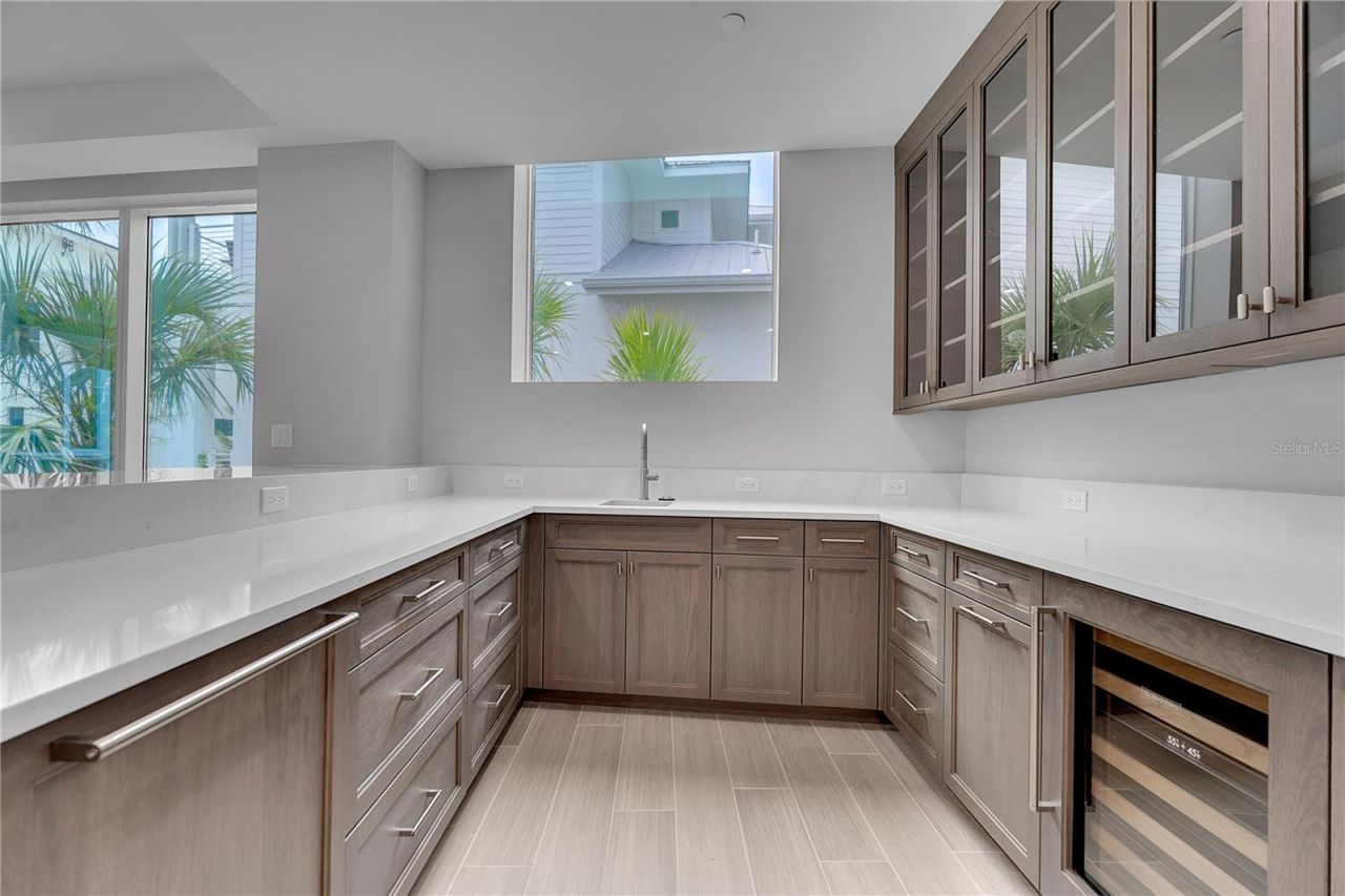 70 Avenida Veneccia, Unit 204, Sarasota, FL 34242 Photo
