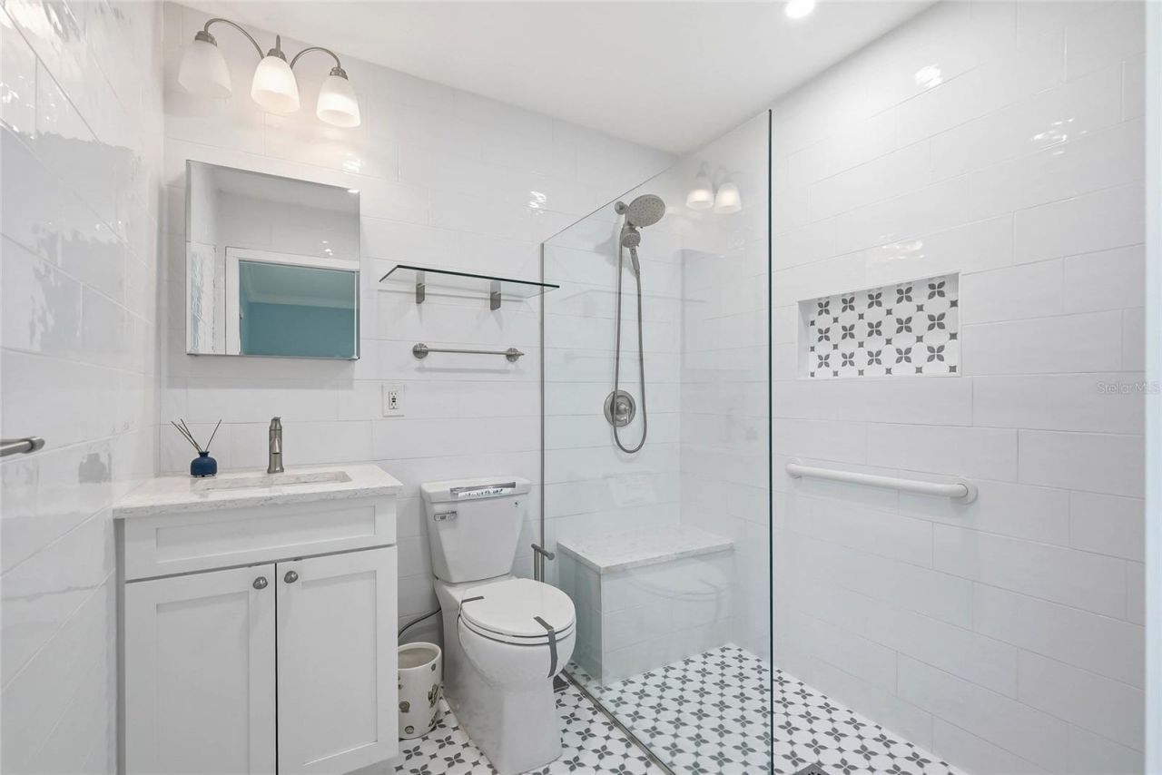 202 46th Avenue Terrace W, Unit #209, Bradenton, FL 34207 Photo