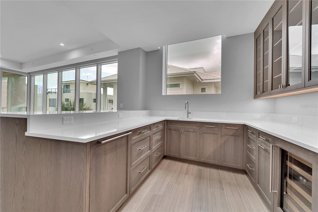 70 Avenida Veneccia, Unit 304, Sarasota, FL 34242 Photo