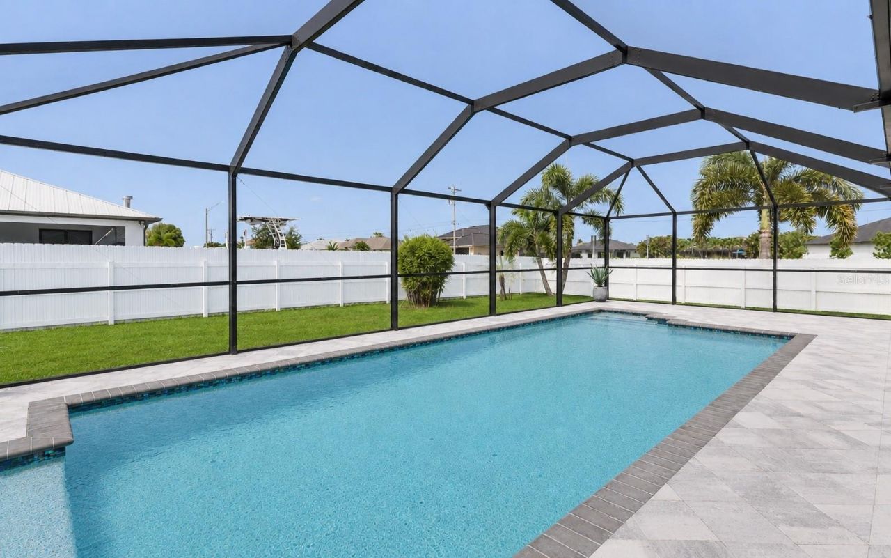 1916 SW 12th Terrace , Cape Coral, FL 33991 Photo